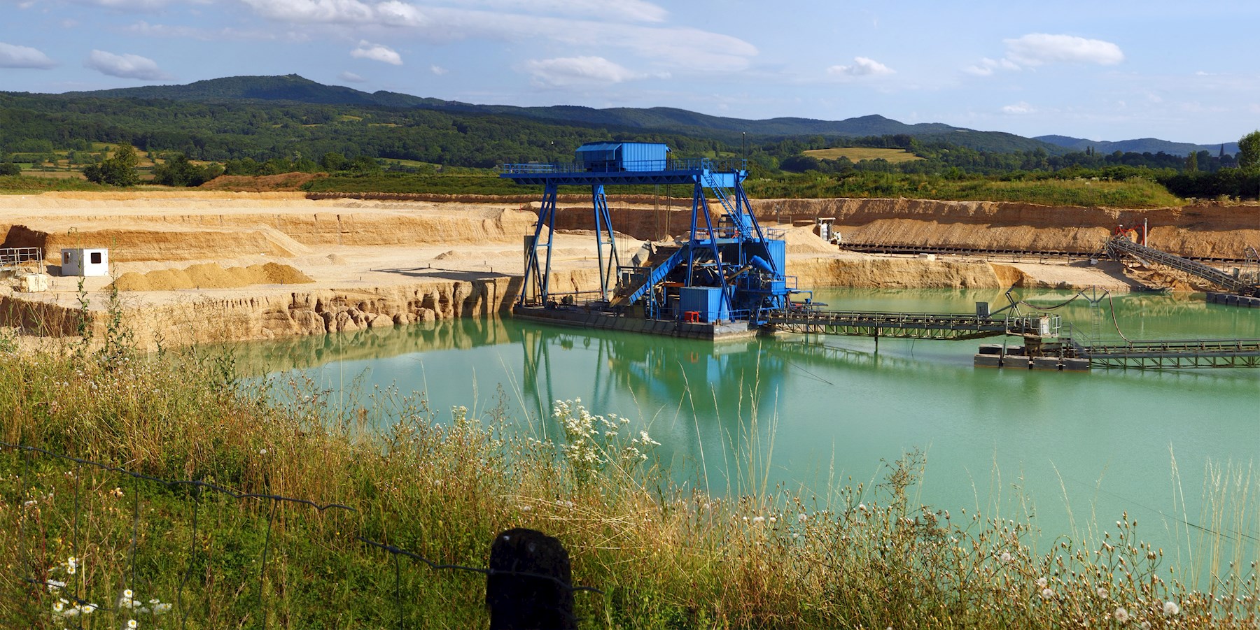 Groundwater in the Energy and Resources Sectors